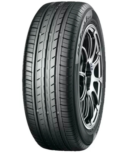 Шина Yokohama BluEarth ES32 235/45 R17 97V (A) в Самаре фото №1