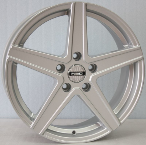 Колесный диск Neo 724 6.5x17/5x114.3 D67.1 ET40 Silver купить в Самаре фото №1